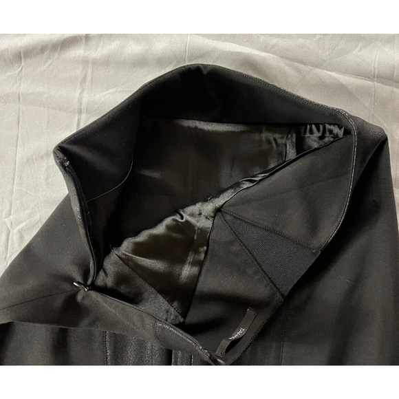 Tahari Ponte Knit Faux Leather Trimmed Pencil Skirt. Black, Women's 2. EUC!! - Picture 5 of 5